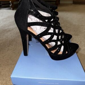 Chic Black Strappy Heels